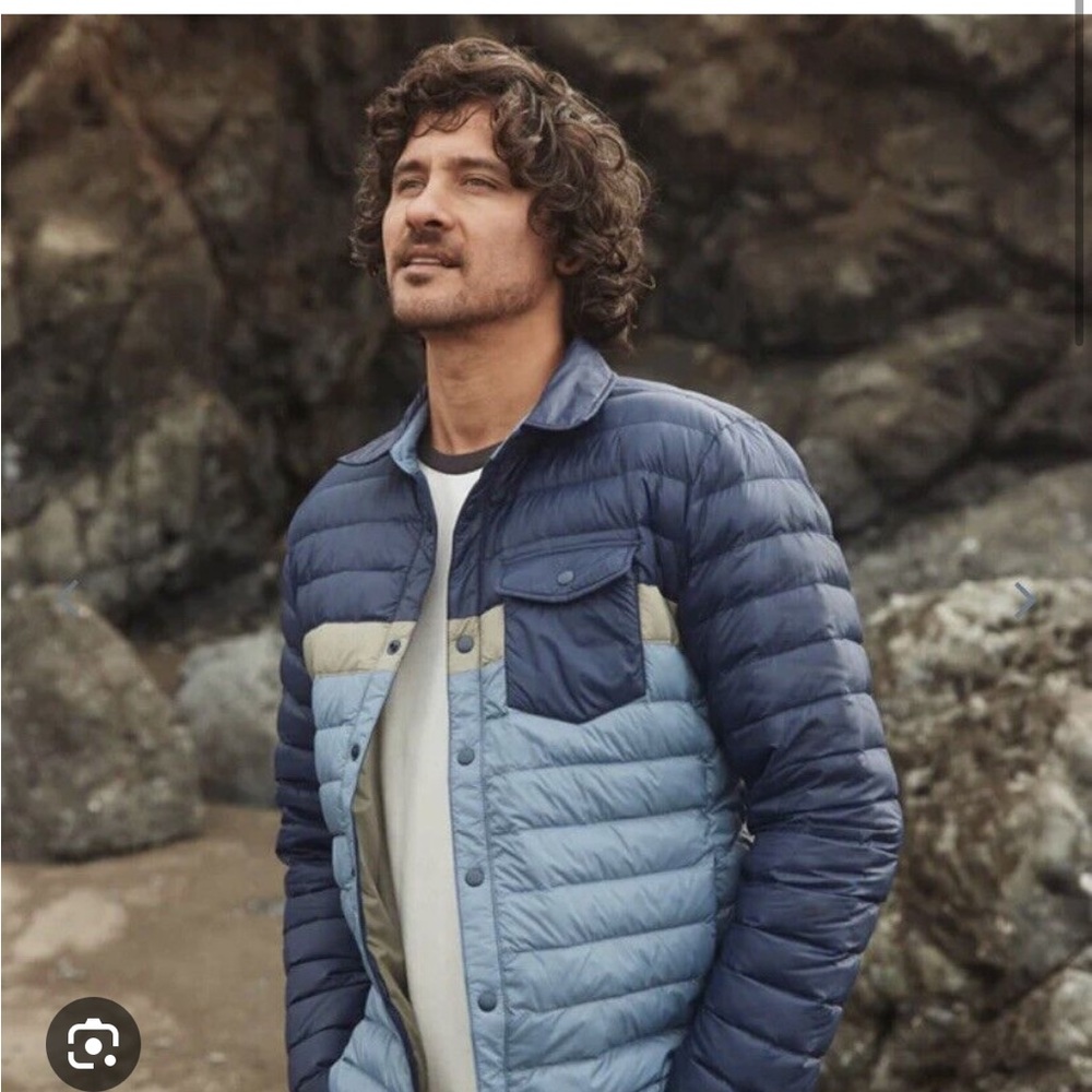 Small Marine Layer Buttoned Puffer Jacket - image 4